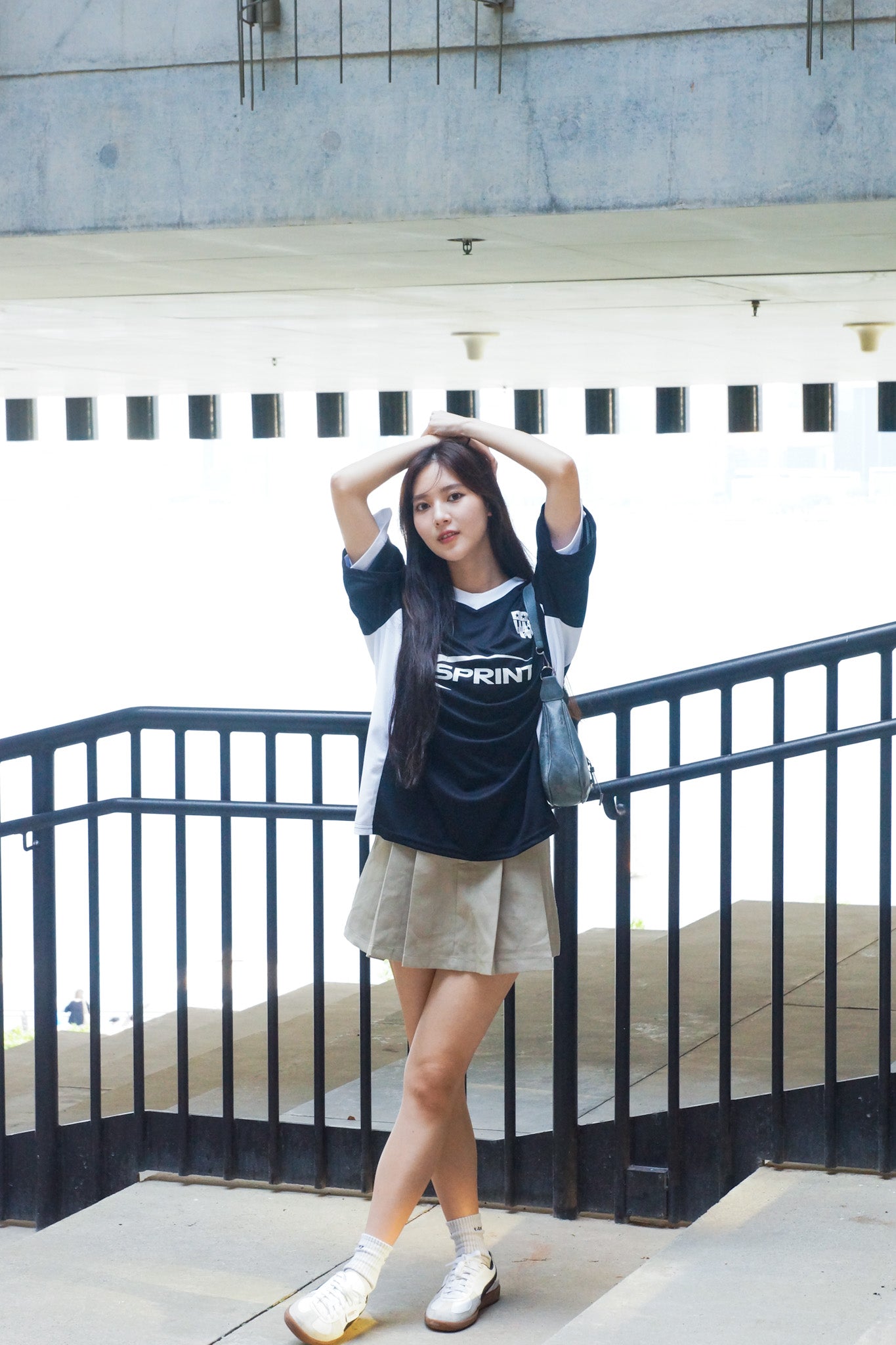 HOT y2k V-neck Tee
