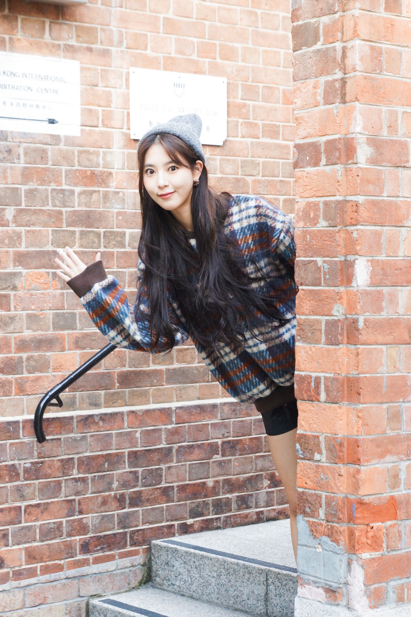 Winta Checker Style Sweater