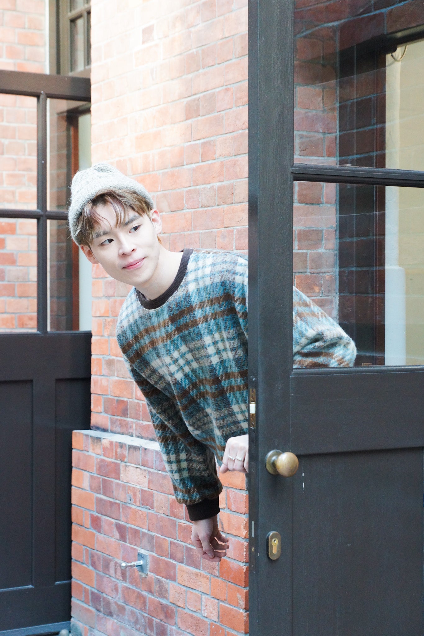 Winta Checker Style Sweater