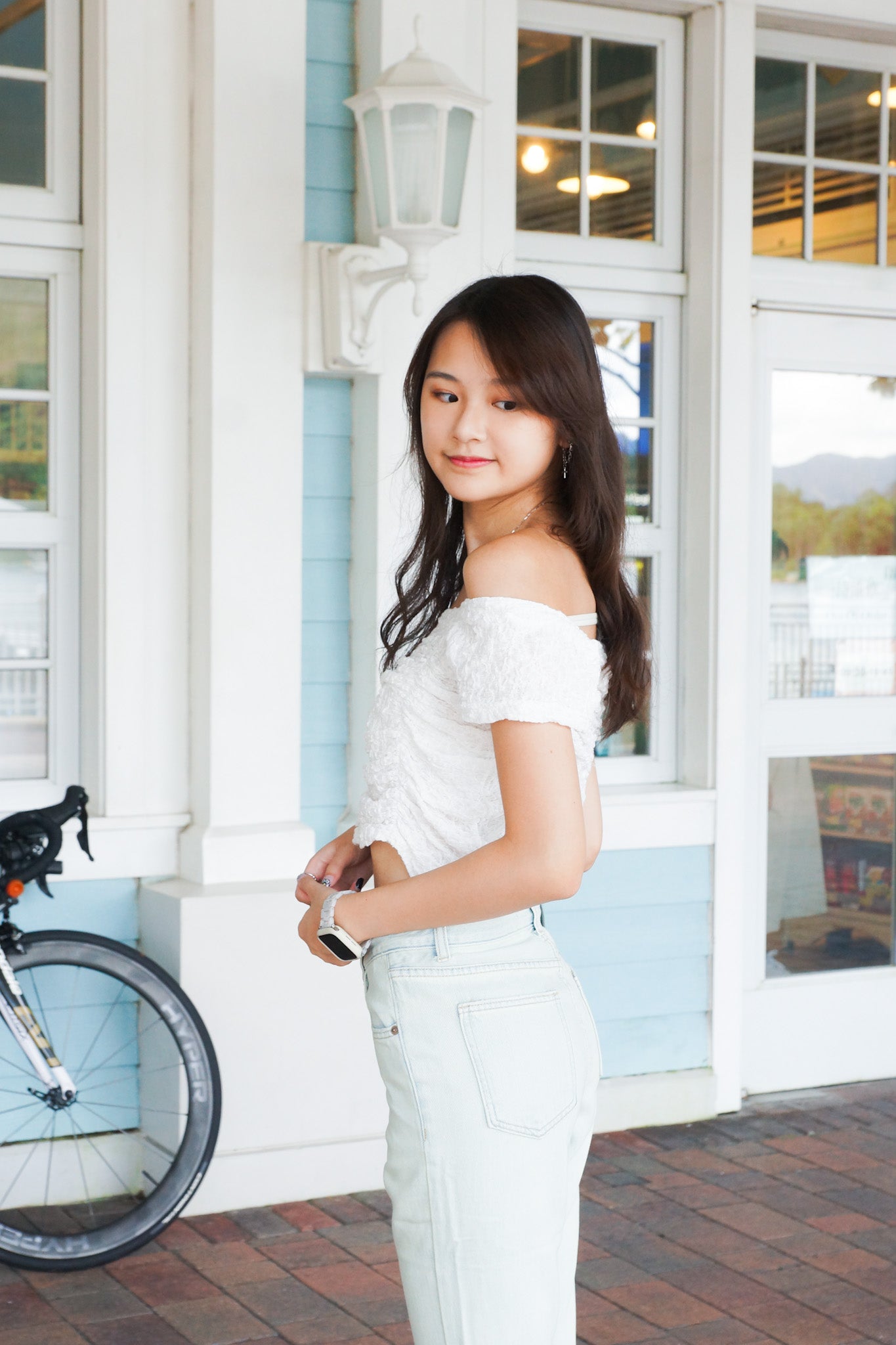 Bubble One-Shoulder Cropped Top