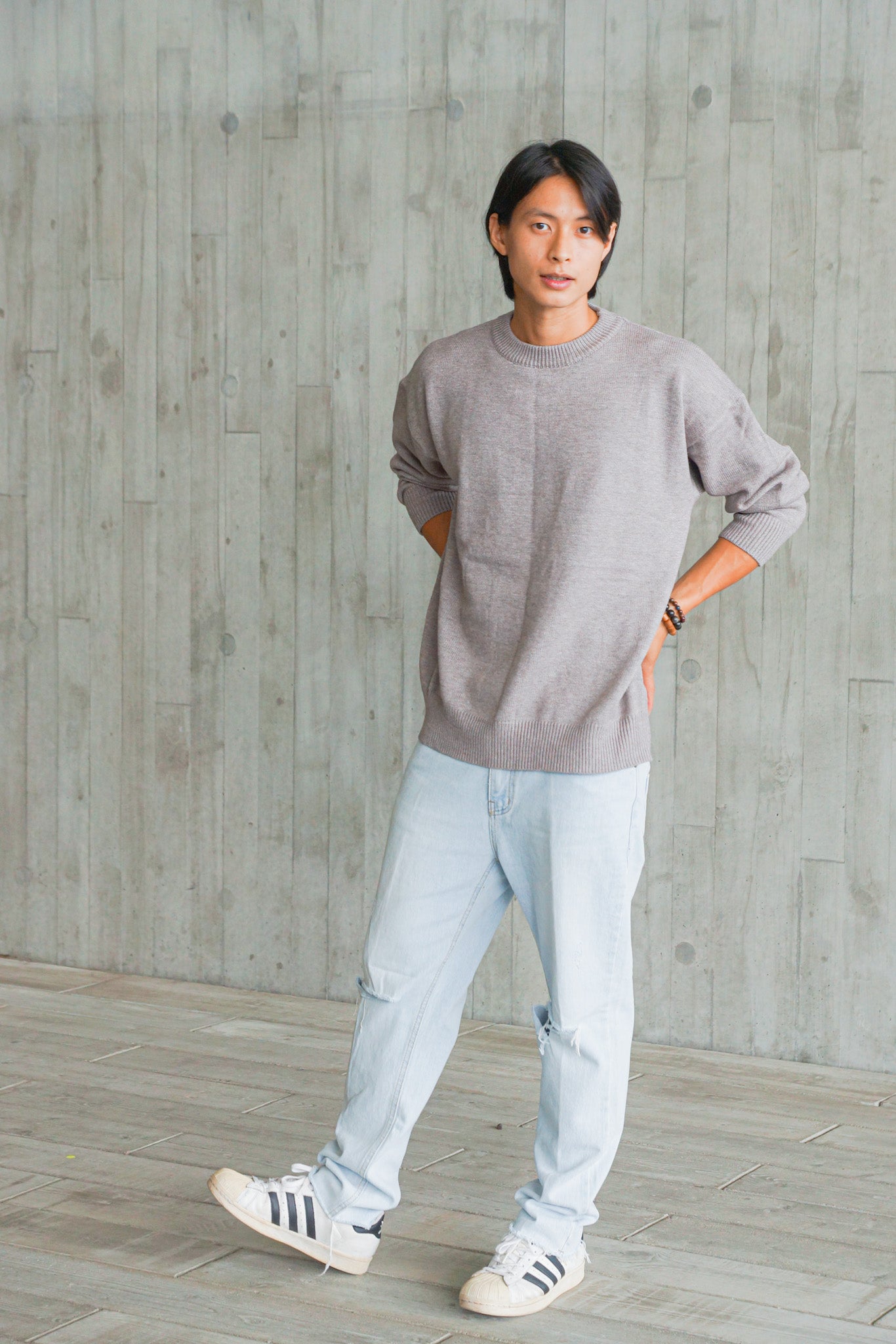 Light Blue Denim Jeans With Slash Details - Apple’s Farm
