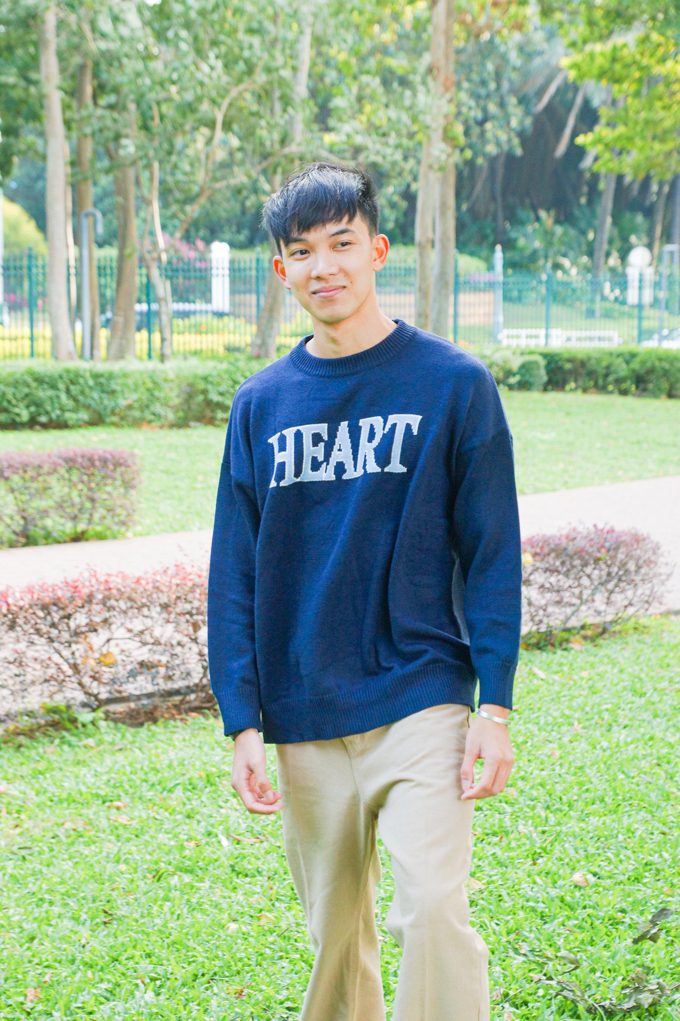 Sweetheart Oversized Sweater - Apple’s Farm