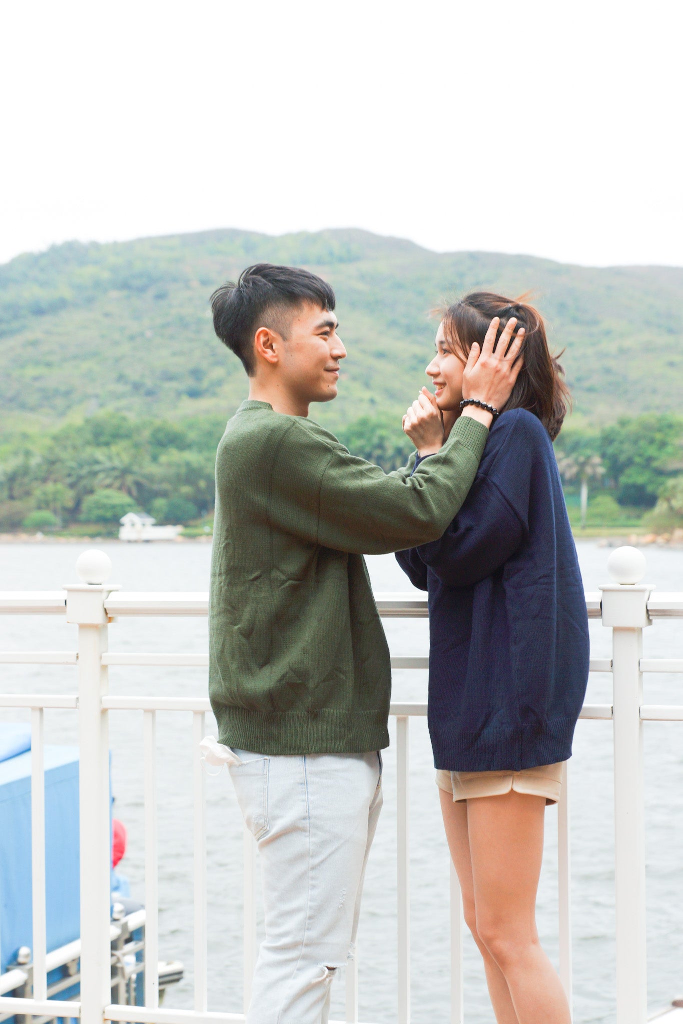 Sweetheart Oversized Sweater - Apple’s Farm