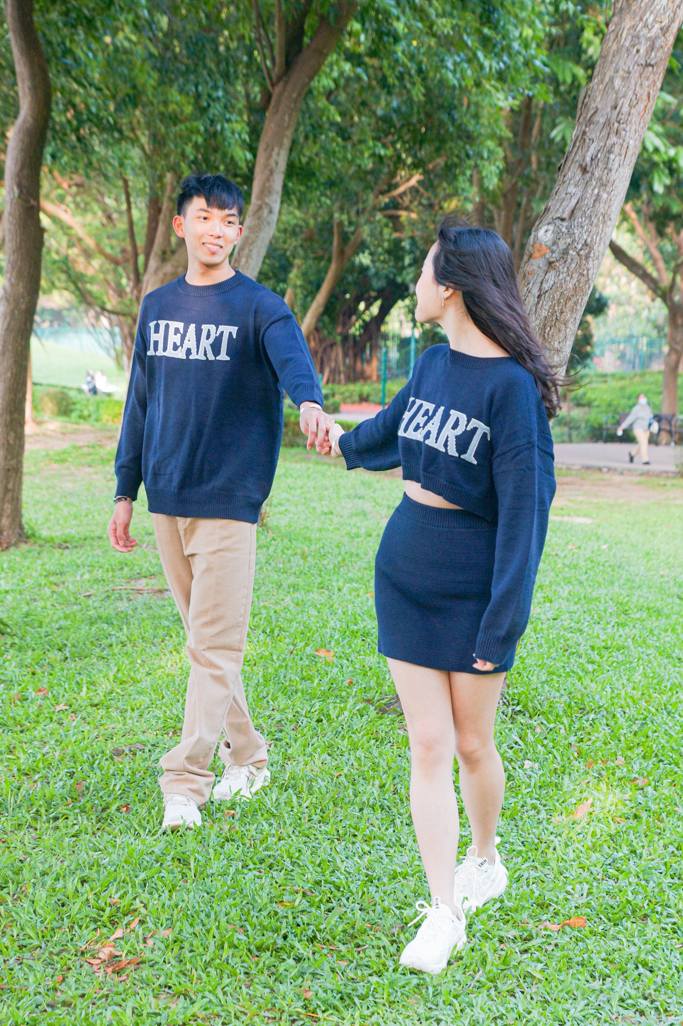 Sweetheart Oversized Sweater - Apple’s Farm