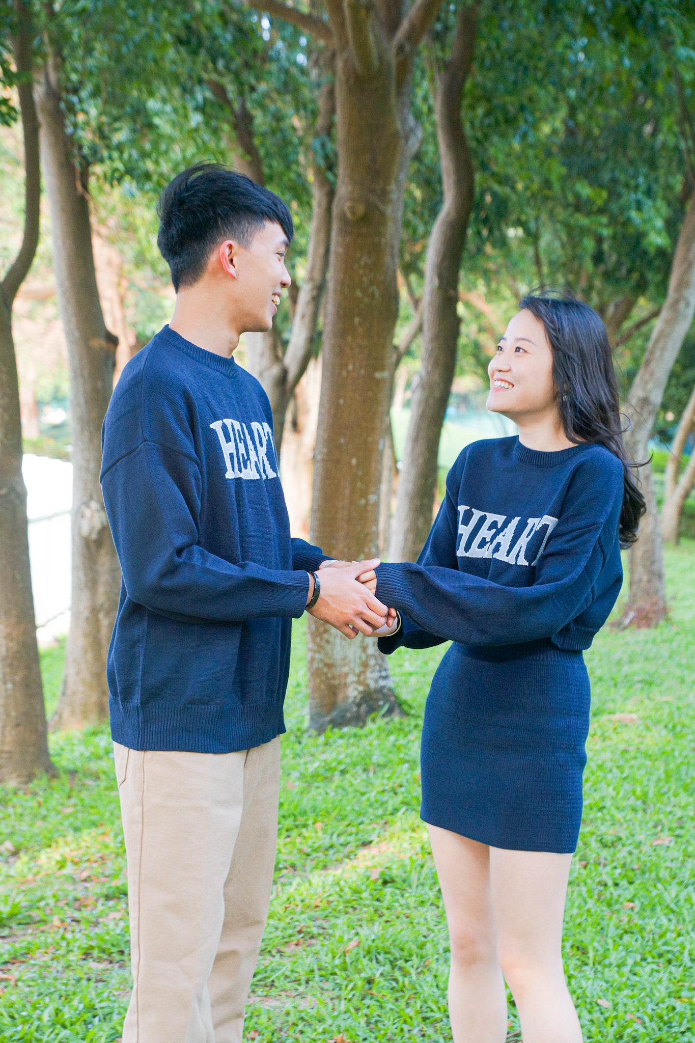 Sweetheart Oversized Sweater - Apple’s Farm