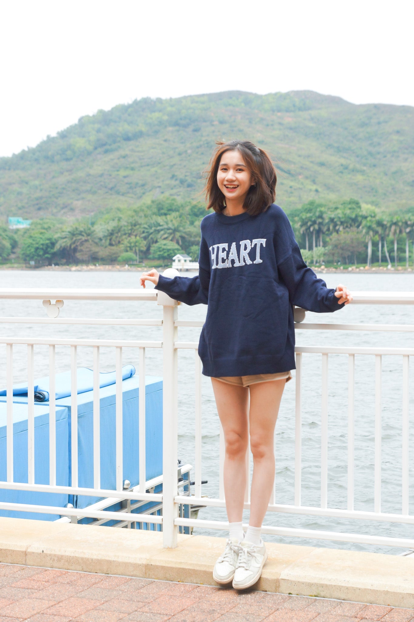Sweetheart Oversized Sweater - Apple’s Farm
