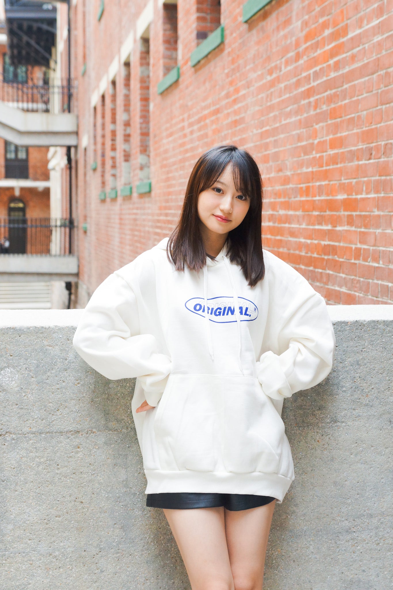 Original Unisex Sweater - Apple’s Farm
