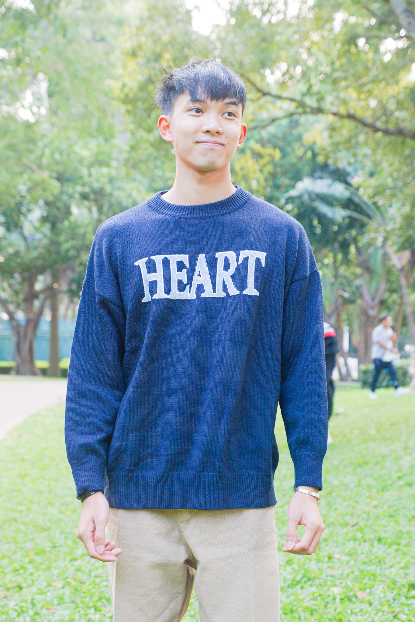 Sweetheart Oversized Sweater - Apple’s Farm