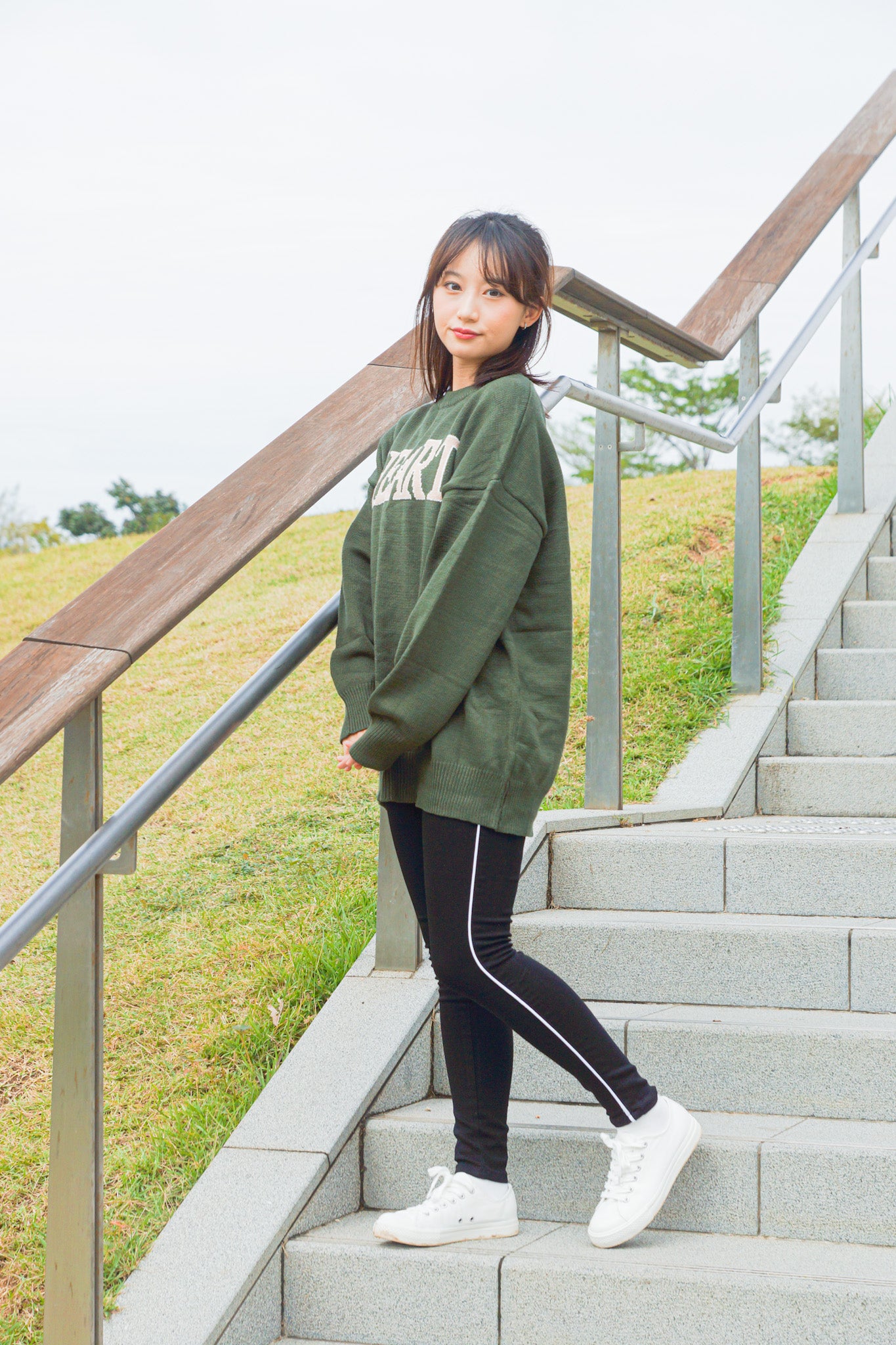 Sweetheart Oversized Sweater - Apple’s Farm